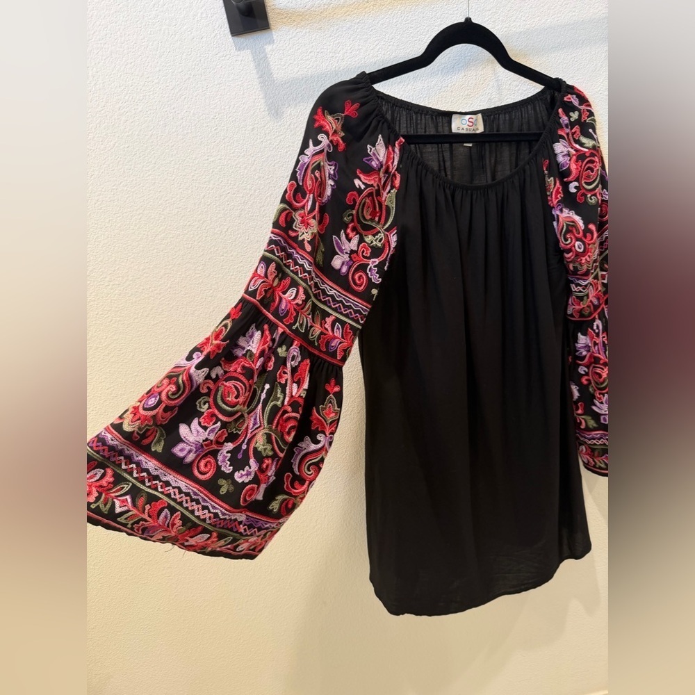 Oso Boho Folk Core Embroidered Bell Sleeve Black Shift Dress M - Picture 4 of 8